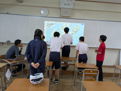 ①